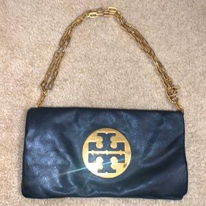 GORGEOUS TORY BURCH AUTHENTIC BLACK SHOULDER BAG WITH GOLD HARDWARE! 👜 💖💎
